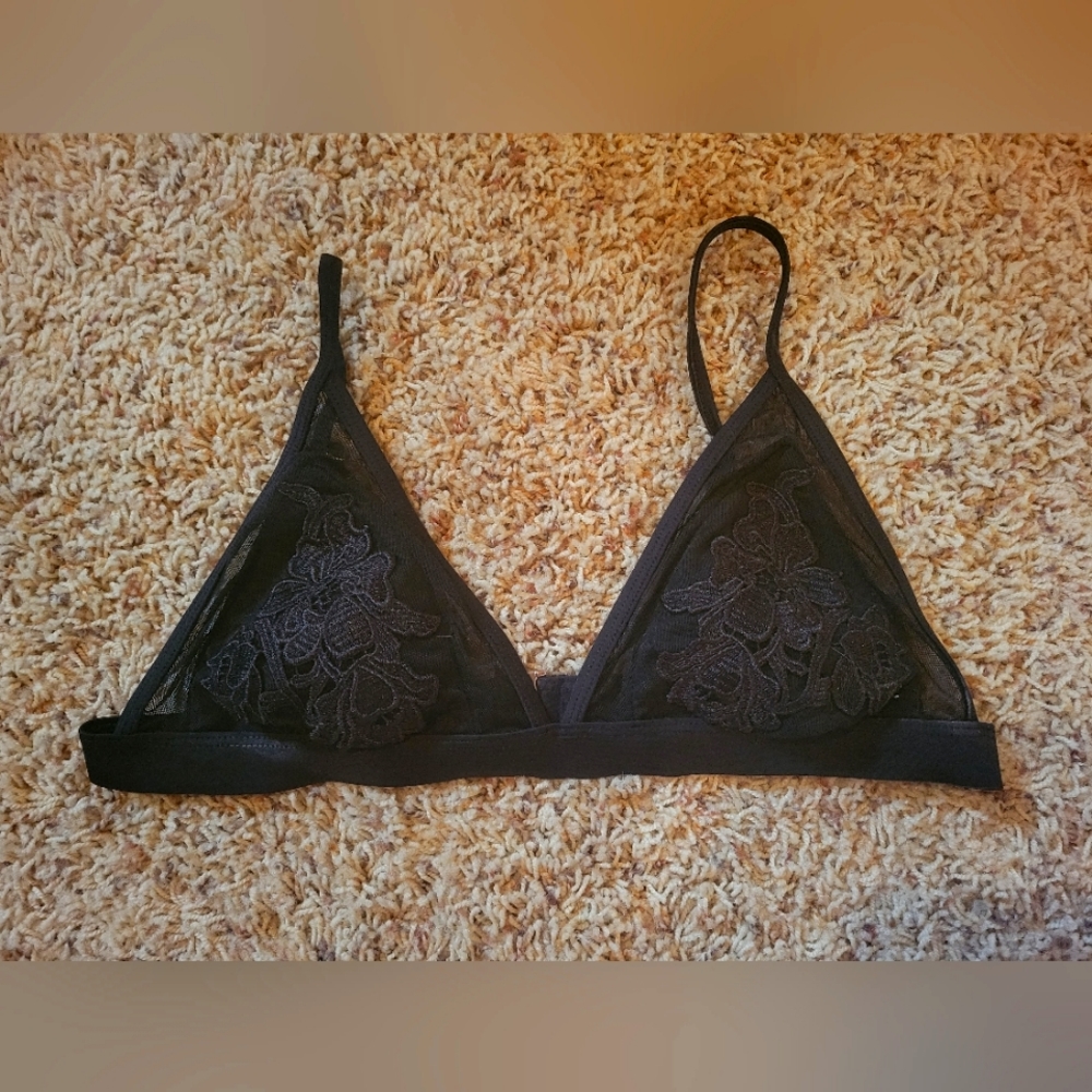 Bralette *moving sale*